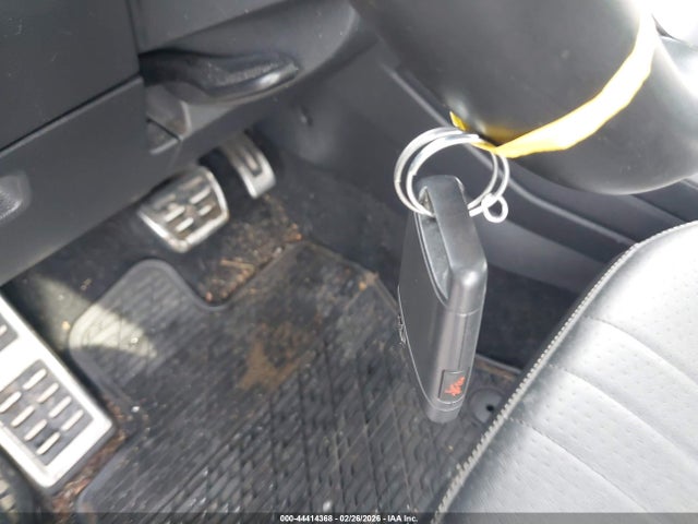 Продажа на аукционе авто 2023 Volkswagen Tiguan 2.0t Se R-line Black, vin: 3VV8B7AX1PM008103, номер лота: 44414368