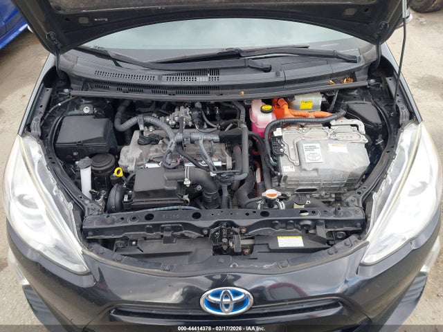 JTDKDTB39G1130093 Toyota Prius C Two