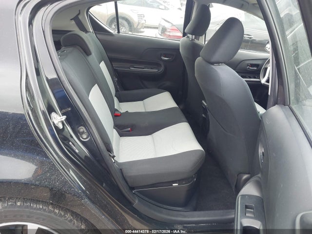 JTDKDTB39G1130093 Toyota Prius C Two
