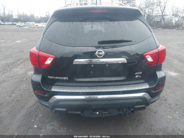 44414400 :رقم المزاد ، 5N1DR2MM1HC619678 vin ، 2017 Nissan Pathfinder Sl مزاد بيع