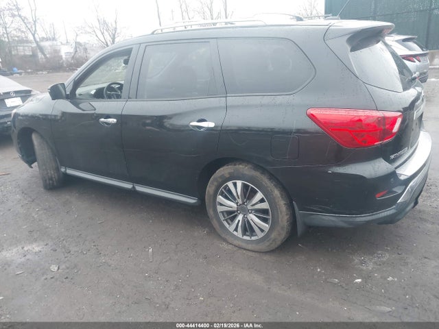 44414400 :رقم المزاد ، 5N1DR2MM1HC619678 vin ، 2017 Nissan Pathfinder Sl مزاد بيع