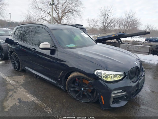 2018 BMW X3 5UXTS3C54J0Y97758