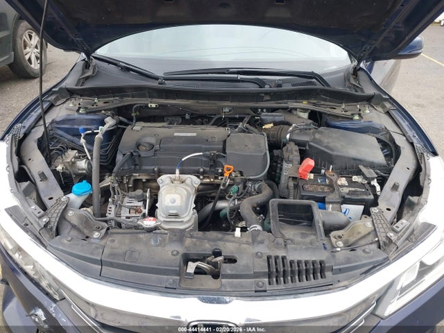 Продажа на аукционе авто 2017 Honda Accord Ex-l, vin: 1HGCR2F85HA124672, номер лота: 44414441