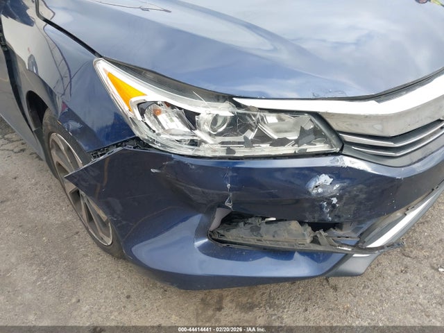 Продажа на аукционе авто 2017 Honda Accord Ex-l, vin: 1HGCR2F85HA124672, номер лота: 44414441