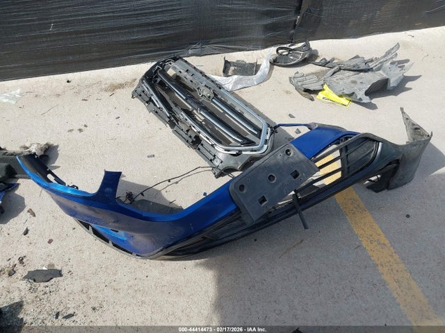 44414473 :رقم المزاد ، 1FMCU0GD6JUD28863 vin ، 2018 Ford Escape Se مزاد بيع