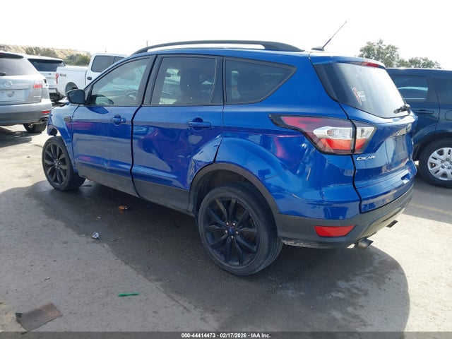 44414473 :رقم المزاد ، 1FMCU0GD6JUD28863 vin ، 2018 Ford Escape Se مزاد بيع