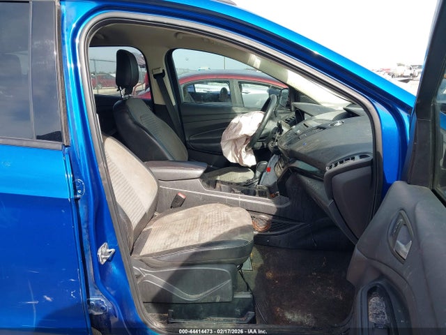44414473 :رقم المزاد ، 1FMCU0GD6JUD28863 vin ، 2018 Ford Escape Se مزاد بيع