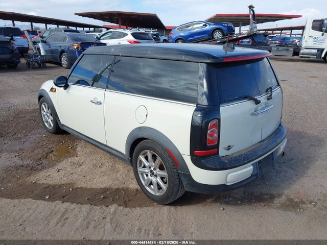 2013 MINI CLUBMAN WMWZF3C54DT491513 Photo 2