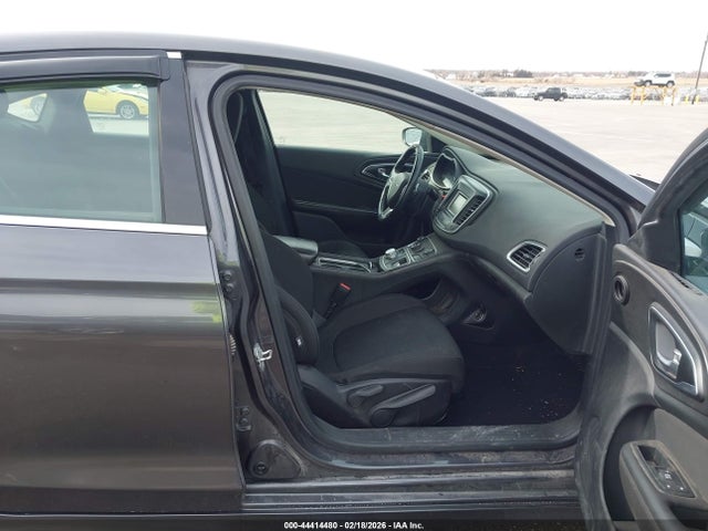 Aukcja sprzedaży 2015 Chrysler 200 Limited, vin: 1C3CCCAG0FN730993, numer aukcji: 44414480