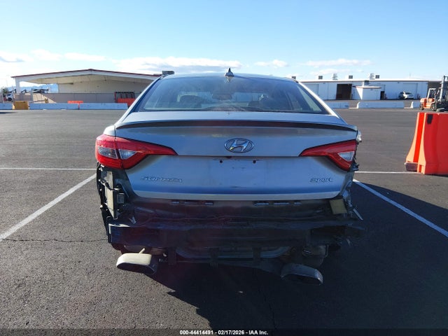 Hyundai Sonata Sport 2015 5NPE34AF1FH080914 Image 17