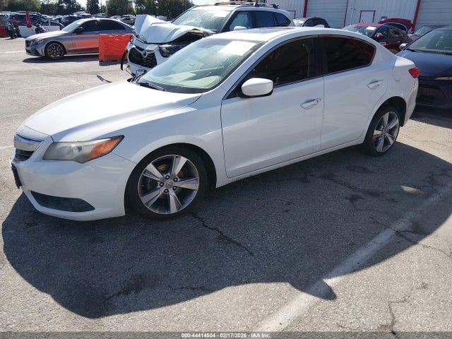 Acura Ilx 2.0l 2015 19VDE1F75FE005636 Image 2