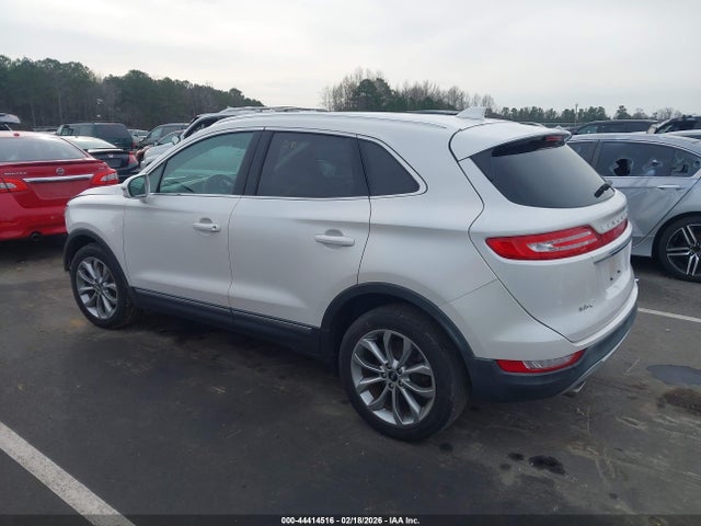 2019 LINCOLN MKC 5LMCJ2C97KUL16953 Photo 2