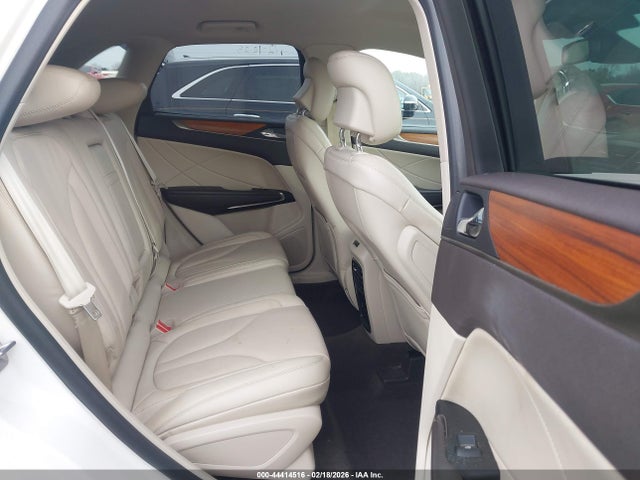 2019 LINCOLN MKC 5LMCJ2C97KUL16953 Photo 7