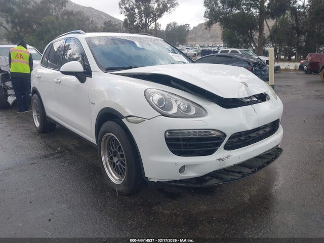 2013 PORSCHE CAYENNE WP1AF2A24DLA23802