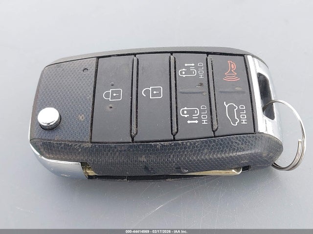 KNDMB5C1XK6548682 KIA SEDONA LX