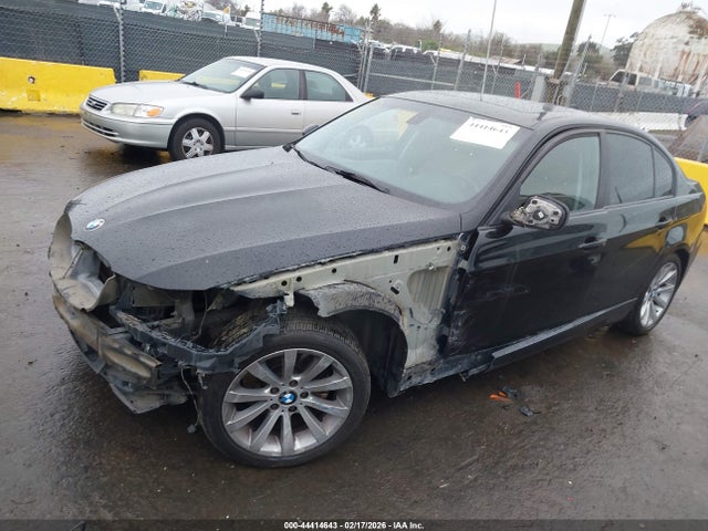 2011 Bmw 328i მანქანა იყიდება აუქციონზე, vin: WBAPH5G58BNN59014, აუქციონის ნომერი: 44414643