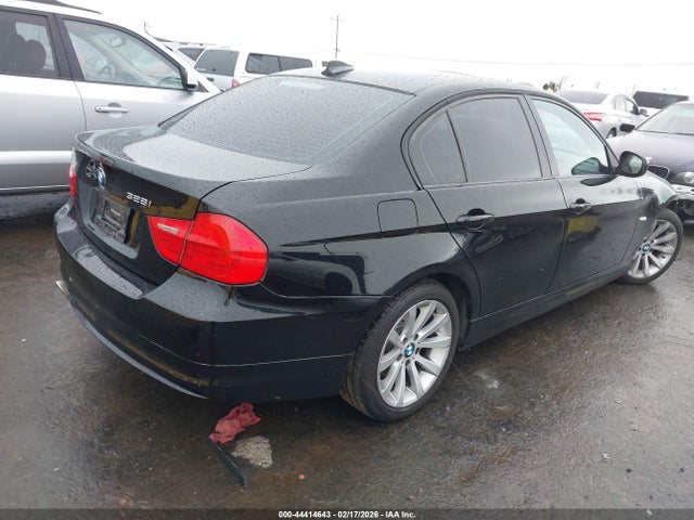 2011 Bmw 328i მანქანა იყიდება აუქციონზე, vin: WBAPH5G58BNN59014, აუქციონის ნომერი: 44414643