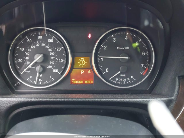 2011 Bmw 328i მანქანა იყიდება აუქციონზე, vin: WBAPH5G58BNN59014, აუქციონის ნომერი: 44414643