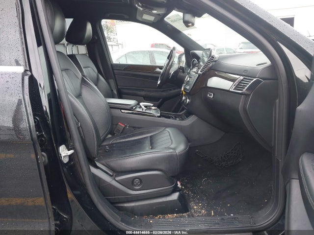 44414685 :رقم المزاد ، 4JGDF6EE3HA888168 vin ، 2017 Mercedes-benz Gls 450 4matic مزاد بيع