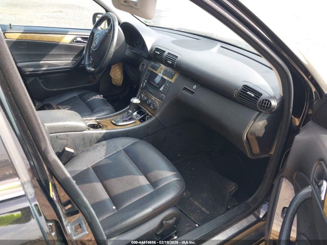 44414686 :رقم المزاد ، WDBRF52HX7A945739 vin ، 2007 Mercedes-benz C 230 Sport مزاد بيع