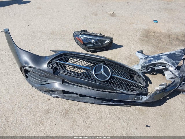 W1KAF4GB8PR089636 Mercedes-Benz C 300 Sedan