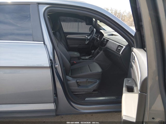 2023 Volkswagen Atlas Cross Sport 3.6l V6 Se W/technology მანქანა იყიდება აუქციონზე, vin: 1V2JE2CA3PC207060, აუქციონის ნომერი: 44414696