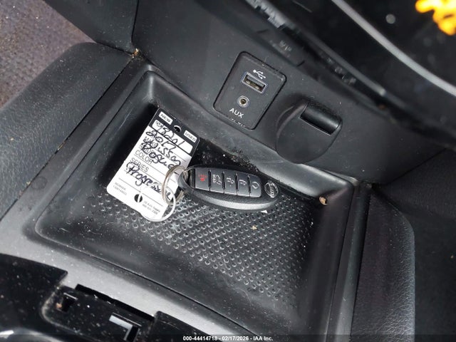 5N1AT2MV8HC888127 Nissan ROGUE SV