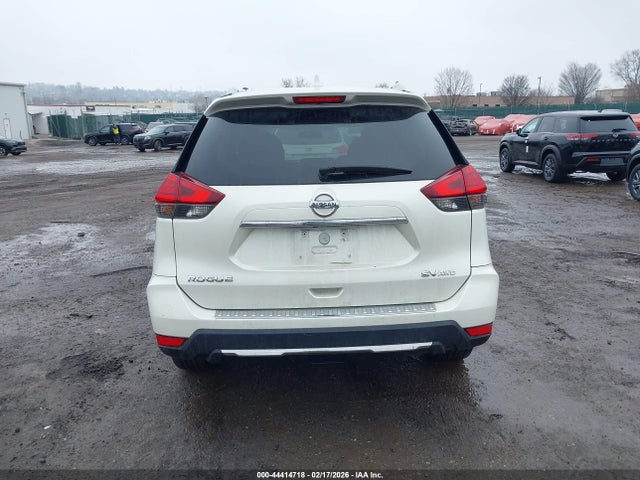 5N1AT2MV8HC888127 Nissan ROGUE SV