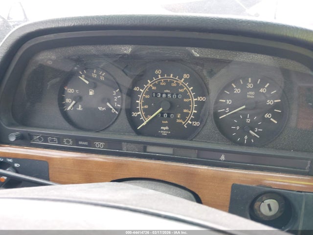 1984 MERCEDES-BENZ 300 WDBCB20A8EA045358 Photo 6