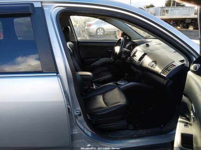 2011 MITSUBISHI OUTLANDER JA4JT5AX7BU016965 Photo 4