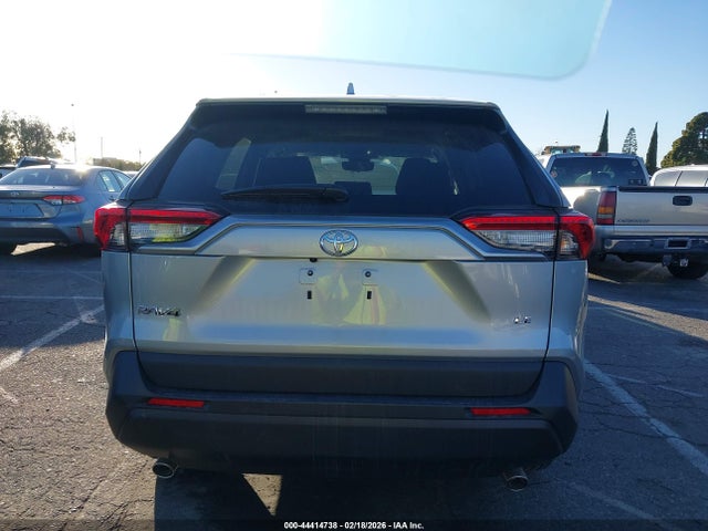 Toyota RAV4 LE 2025 2T3K1RFV5SW387429 Image 15