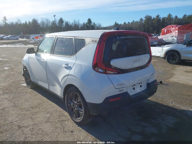 2022 KIA SOUL KNDJ33AU4N7804282 Photo 2