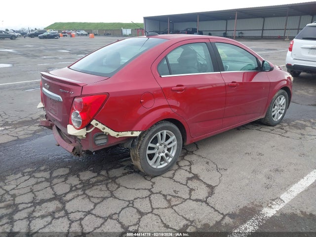 1G1JC5SG6F4174524 Chevrolet Sonic Lt Auto