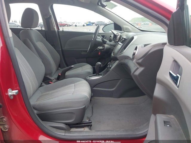 1G1JC5SG6F4174524 Chevrolet Sonic Lt Auto