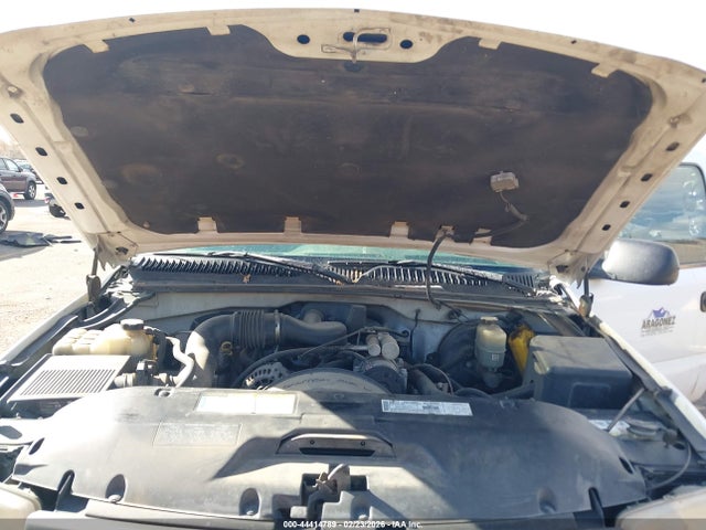 Продаж на аукціоні авто 2000 Gmc Sierra 1500 Sl, vin: 1GTEC14W9YE125949, номер лоту: 44414789