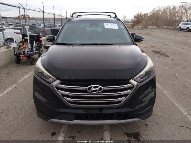 KM8J33A26HU378112 Hyundai Tucson Limited
