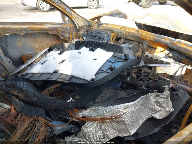 KMHLM4AGXNU355547 Hyundai ELANTRA SEL