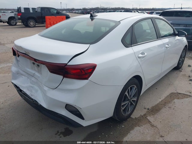 3KPF24AD1RE765767 KIA Forte Lxs