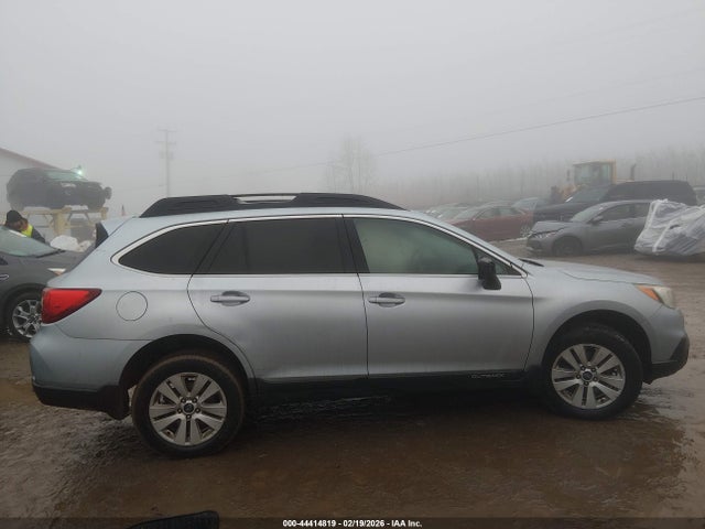 2015 Subaru Outback 2.5i Premium მანქანა იყიდება აუქციონზე, vin: 4S4BSADCXF3277092, აუქციონის ნომერი: 44414819