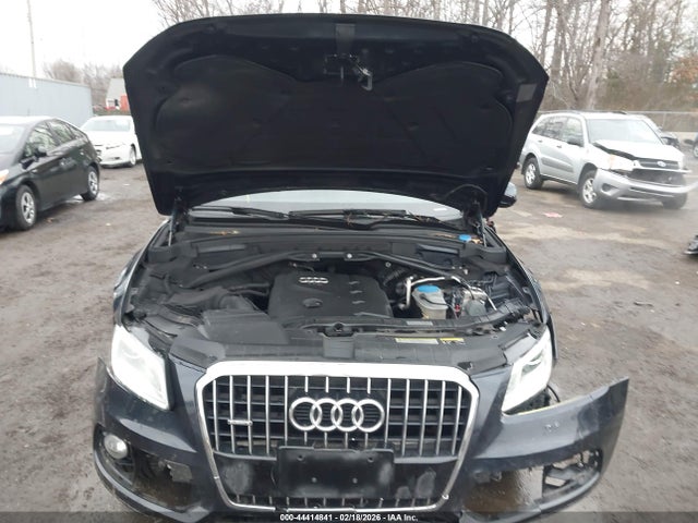 2015 Audi Q5 2.0t Premium მანქანა იყიდება აუქციონზე, vin: WA1LFAFP0FA086381, აუქციონის ნომერი: 44414841
