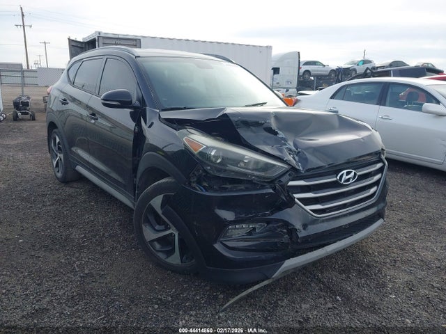 44414860 :رقم المزاد ، KM8J33A25HU583081 vin ، 2017 Hyundai Tucson Sport مزاد بيع