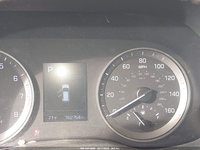 44414860 :رقم المزاد ، KM8J33A25HU583081 vin ، 2017 Hyundai Tucson Sport مزاد بيع