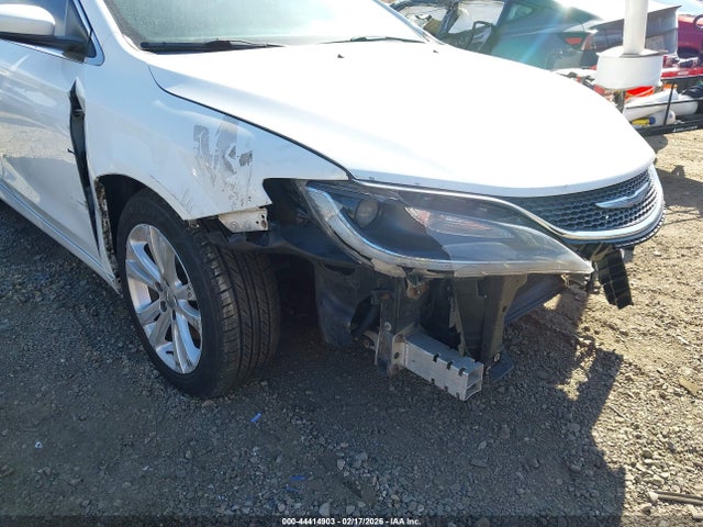 Aukcja sprzedaży 2015 Chrysler 200 Limited, vin: 1C3CCCAB7FN682025, numer aukcji: 44414903