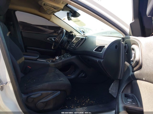 Aukcja sprzedaży 2015 Chrysler 200 Limited, vin: 1C3CCCAB7FN682025, numer aukcji: 44414903