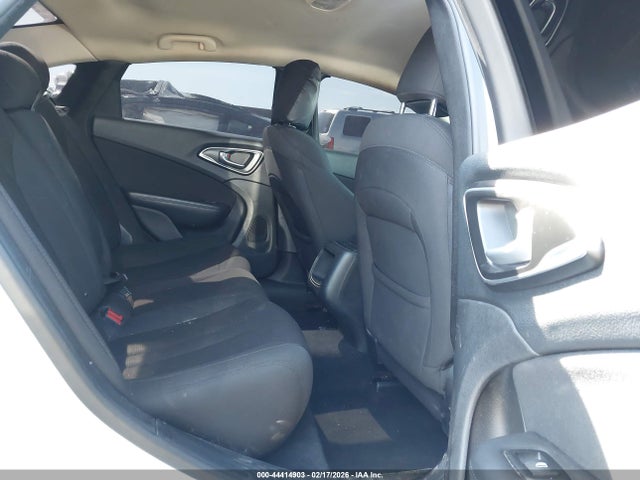 Aukcja sprzedaży 2015 Chrysler 200 Limited, vin: 1C3CCCAB7FN682025, numer aukcji: 44414903