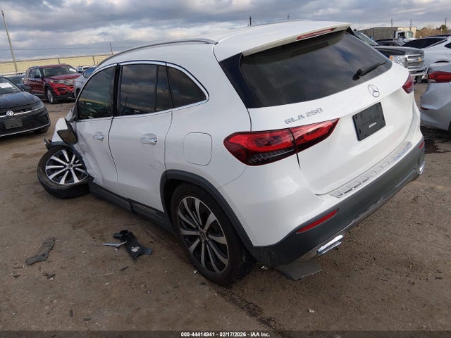2022 MERCEDES-BENZ GLA 250 W1N4N4GB6NJ395457 Photo 2