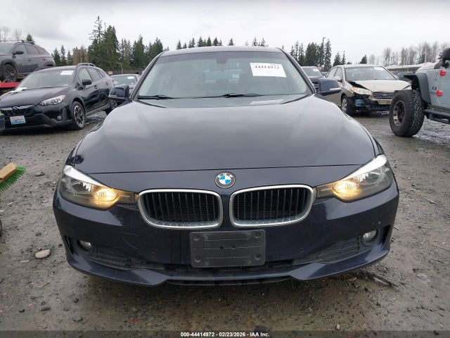 44414972 :رقم المزاد ، WBA3C3C54FK200712 vin ، 2015 Bmw 320i Xdrive مزاد بيع