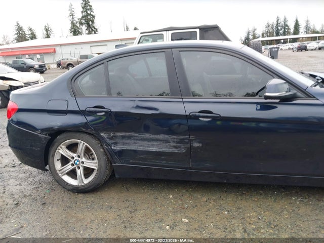 44414972 :رقم المزاد ، WBA3C3C54FK200712 vin ، 2015 Bmw 320i Xdrive مزاد بيع