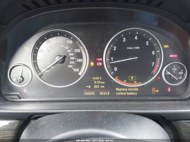 2011 Bmw 550i მანქანა იყიდება აუქციონზე, vin: WBAFR9C51BC617921, აუქციონის ნომერი: 44414981