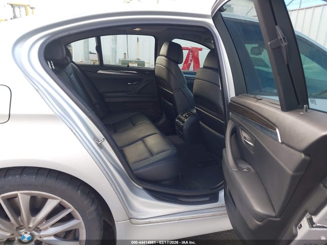 2011 Bmw 550i მანქანა იყიდება აუქციონზე, vin: WBAFR9C51BC617921, აუქციონის ნომერი: 44414981